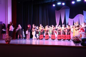 120 деца участваха в Празника на балета в Лясковец