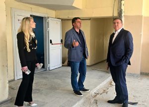 Ани Брайнова, кандидат за народен представител от ГЕРБ-СДС: До есента младежите в Стражица ще имат обновена спортна зала