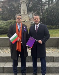 Асен Василев във Велико Търново: “Заедно с вас свалихме правителството, заедно ще ликвидираме и корупцията”