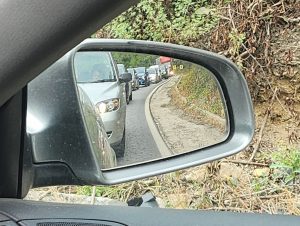 Поредна катастрофа между тир и кола, Проходът на Републиката е затворен!