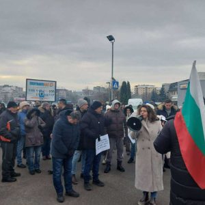 Седем души от Експертния съвет се изправиха срещу варовиковата кариера край В. Търново