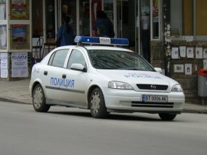 Скандал с празнуващи в Раданово, полицията задържа петима!