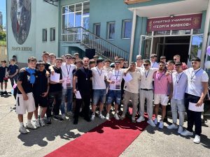 Със стихове, сълзи и много емоции Спортното училище изпрати Випуск-2026