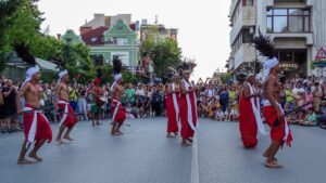 Цветове, музика и емоции на Международния фолклорен фестивал